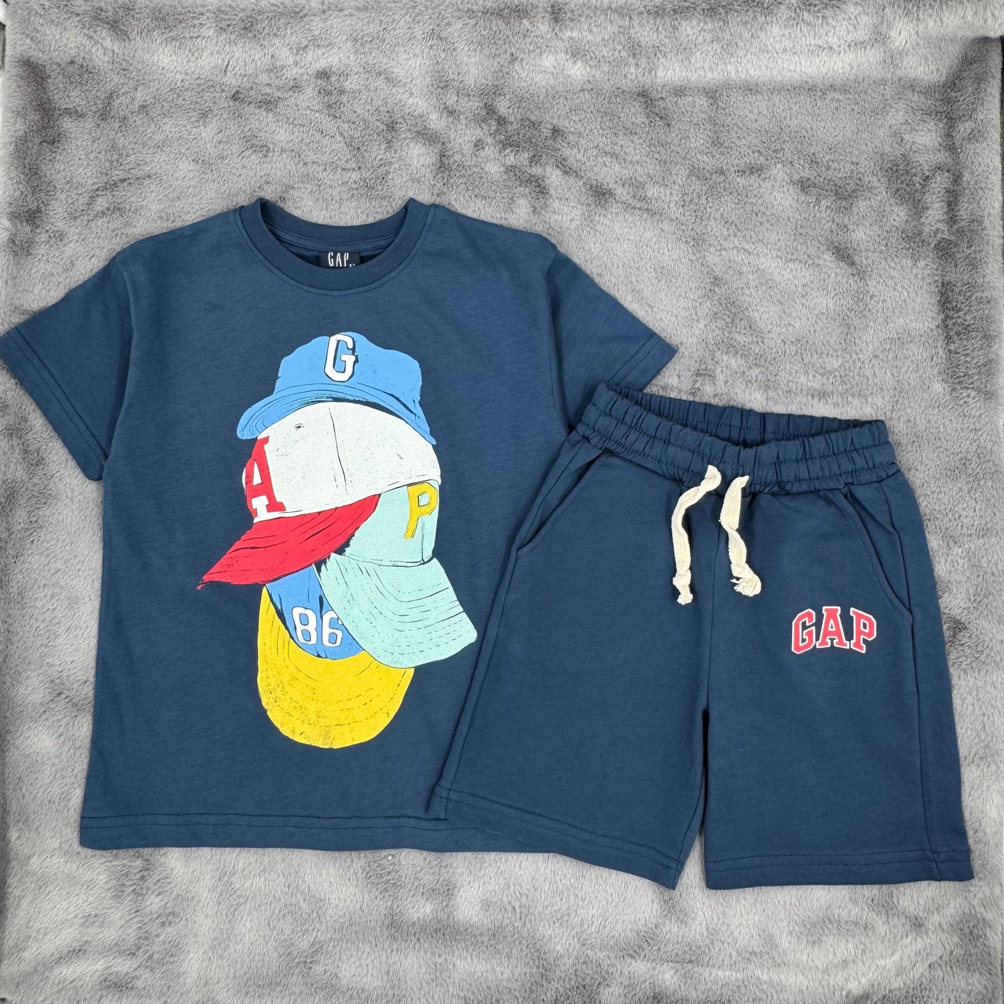 GAP Caps Graphic Summer Set
