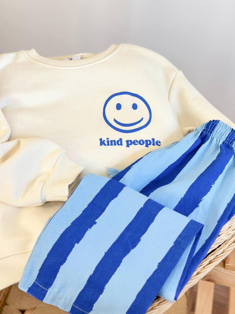 Kind People Set