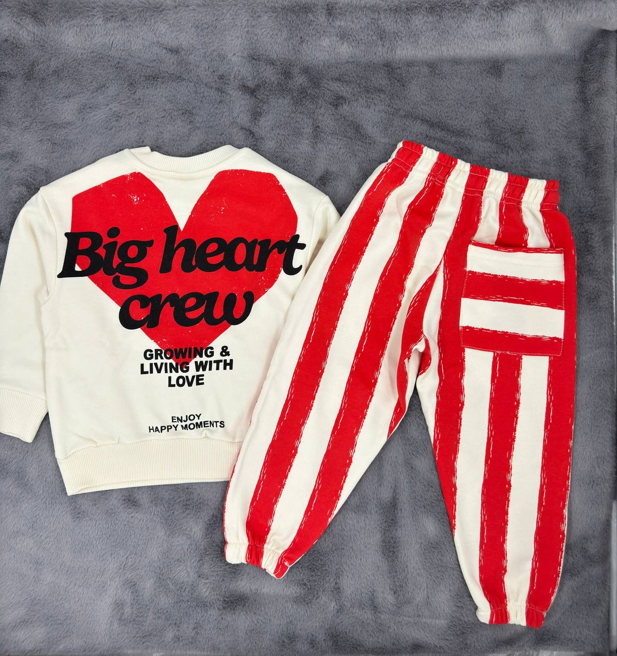 Big Heart Crew Set