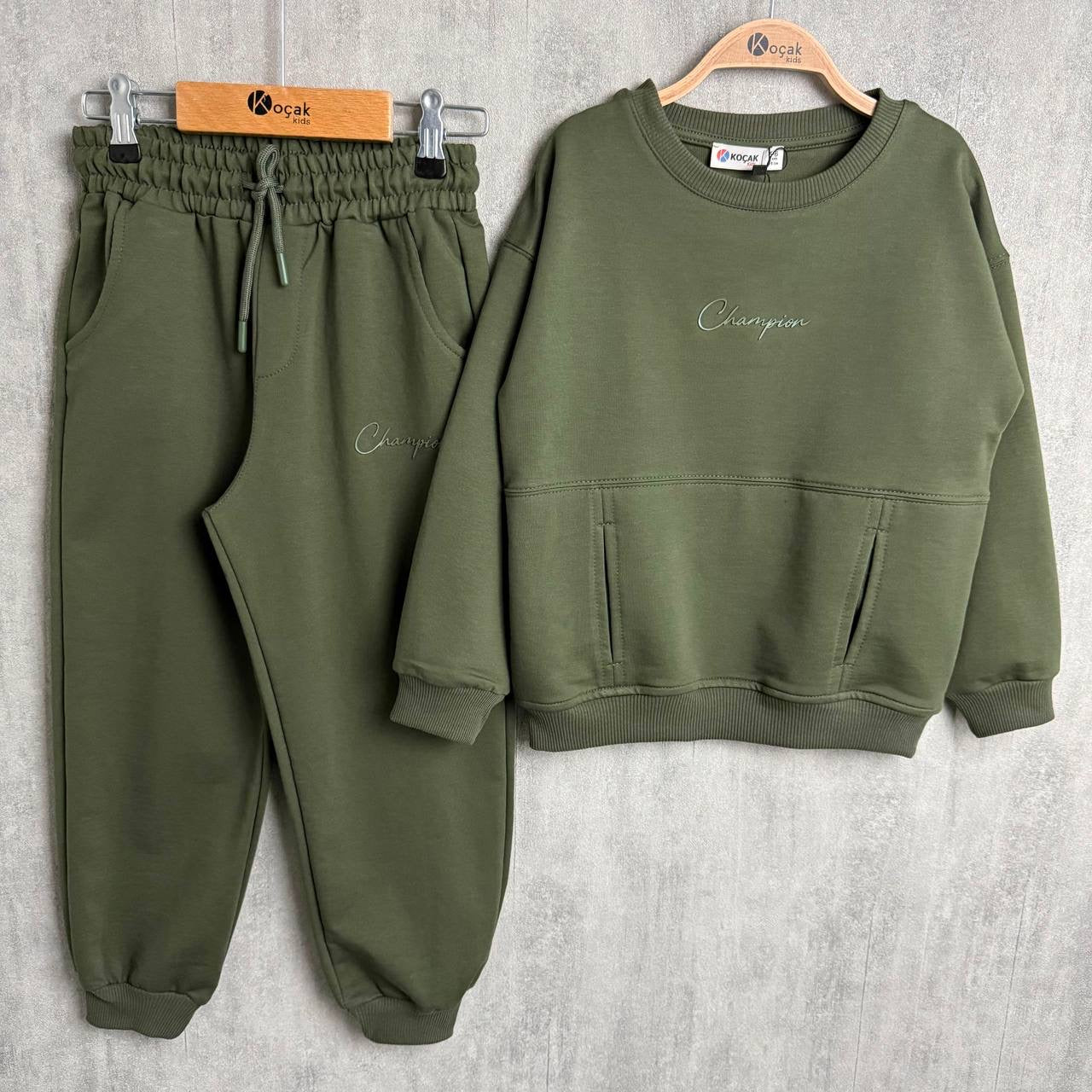 Champion Green Set