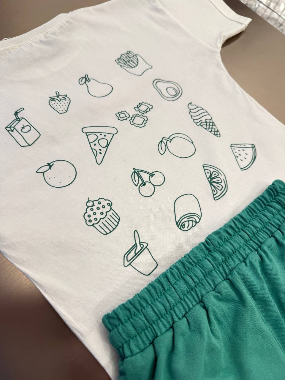 Eat Sleep Snack Repeat Set