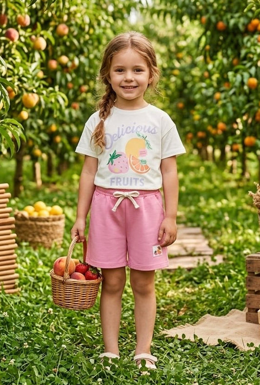 Delicious Fruits Set