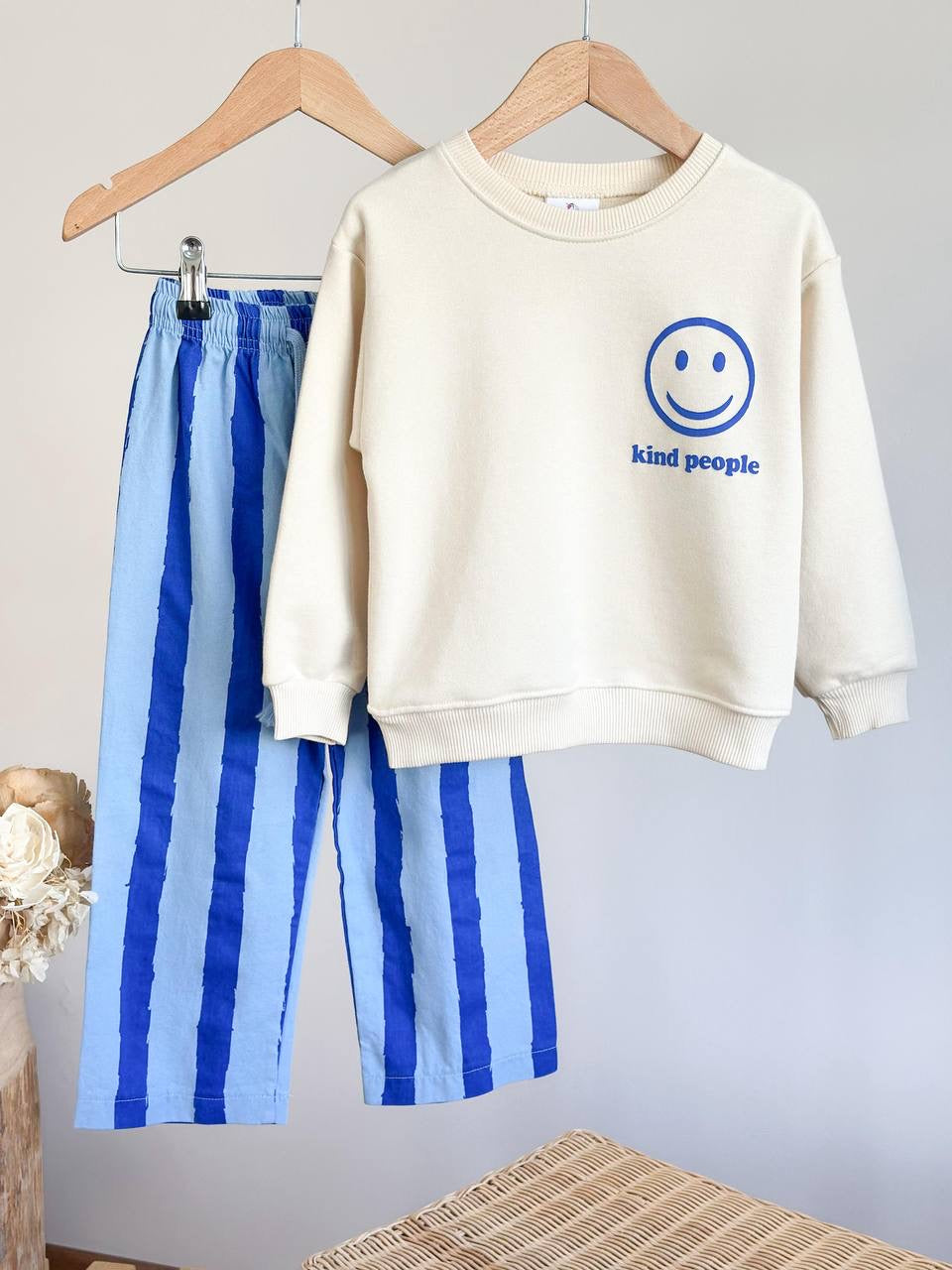 Kind People Set