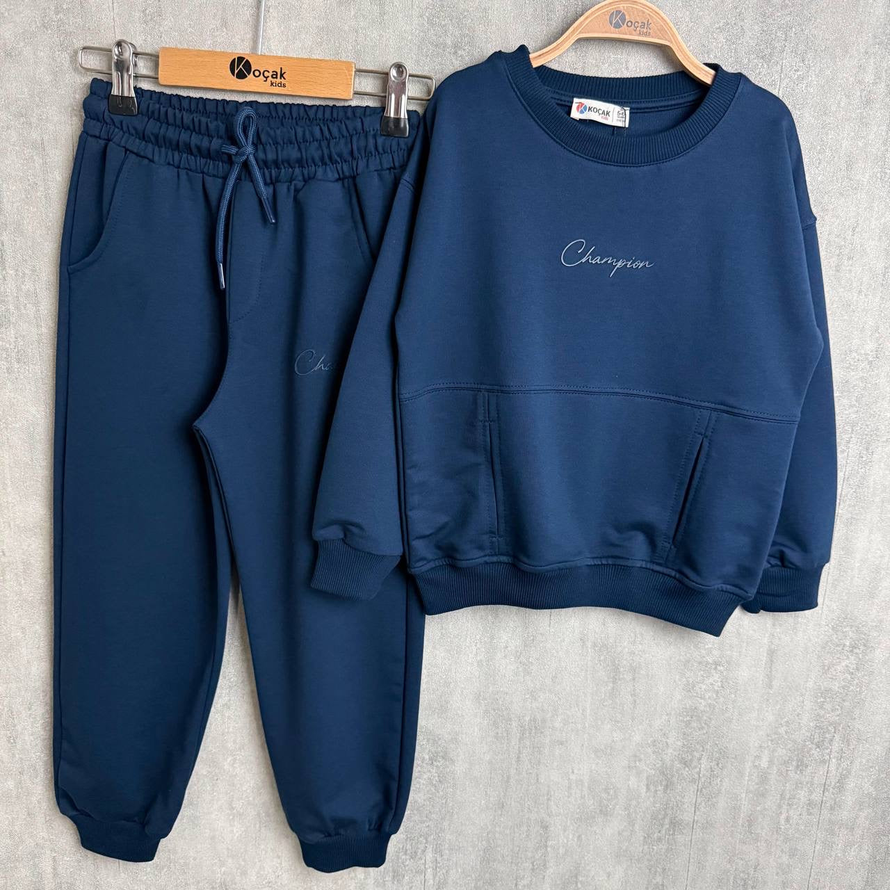 Champion Navy Set