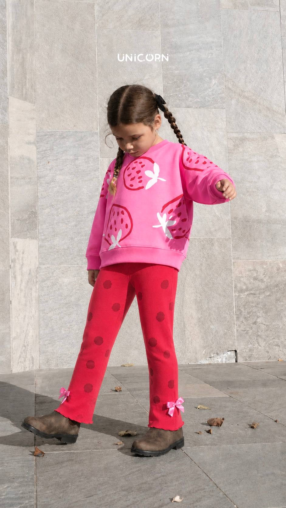 Strawberry Flare Leggings Set