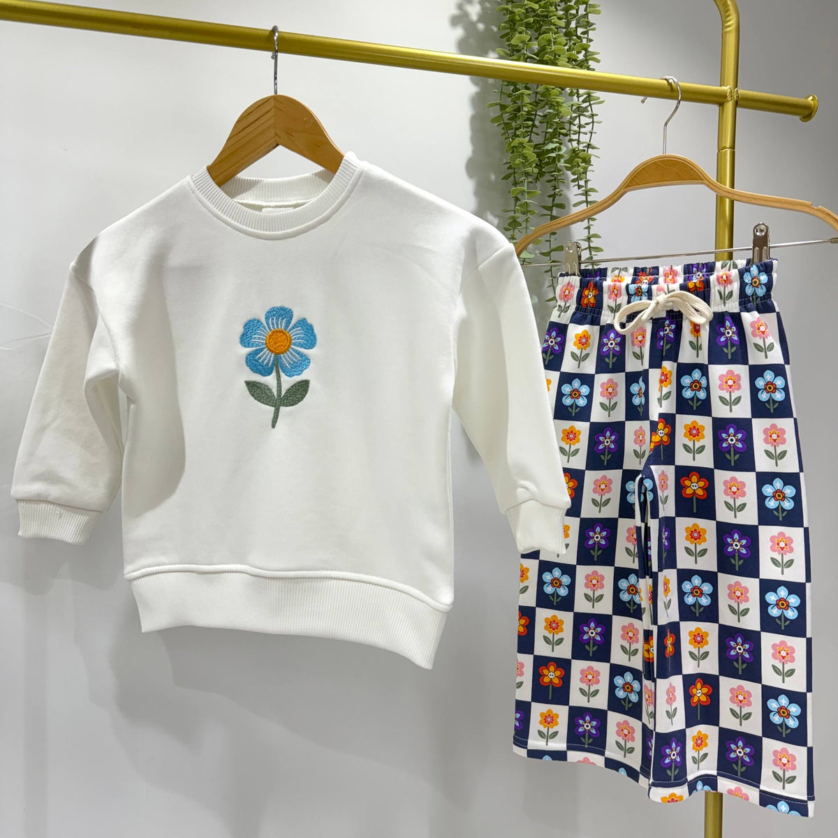 Checkered Flowers Set