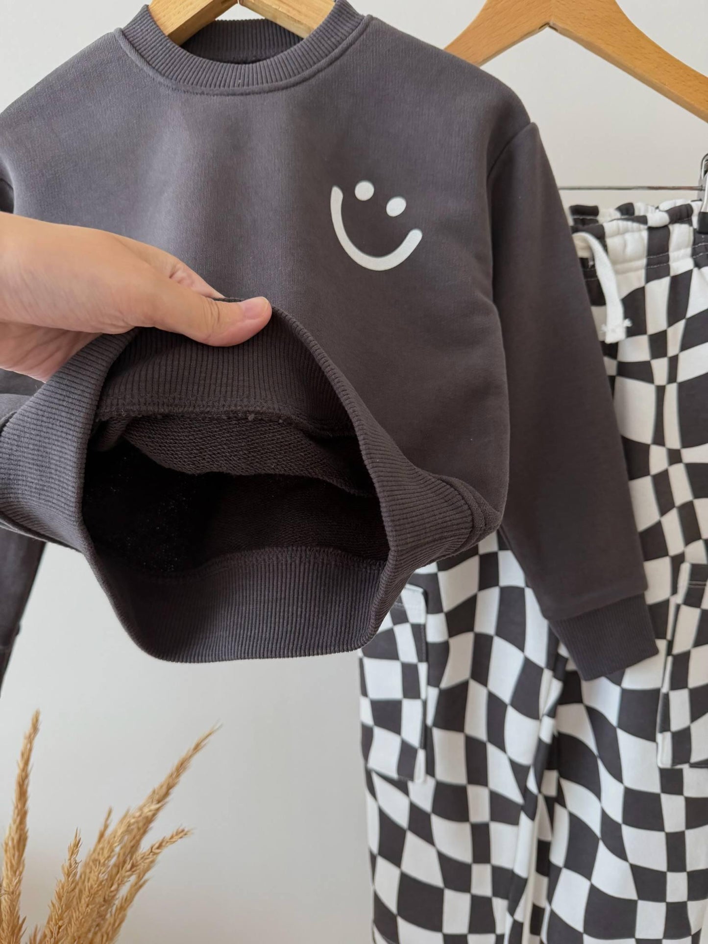 Smiley Gray Checkered Set
